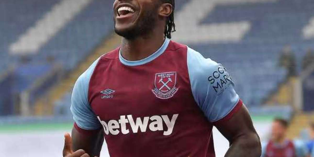 Michail Antonio habla sobre su tiempo 'frustrante' fuera por lesión