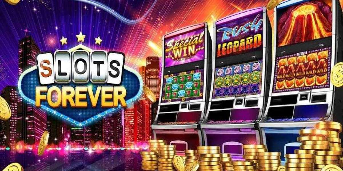 Spin, Win, Grin: The World of Online Slots Unraveled!